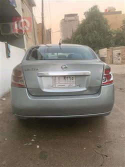 نیسان سێنترا